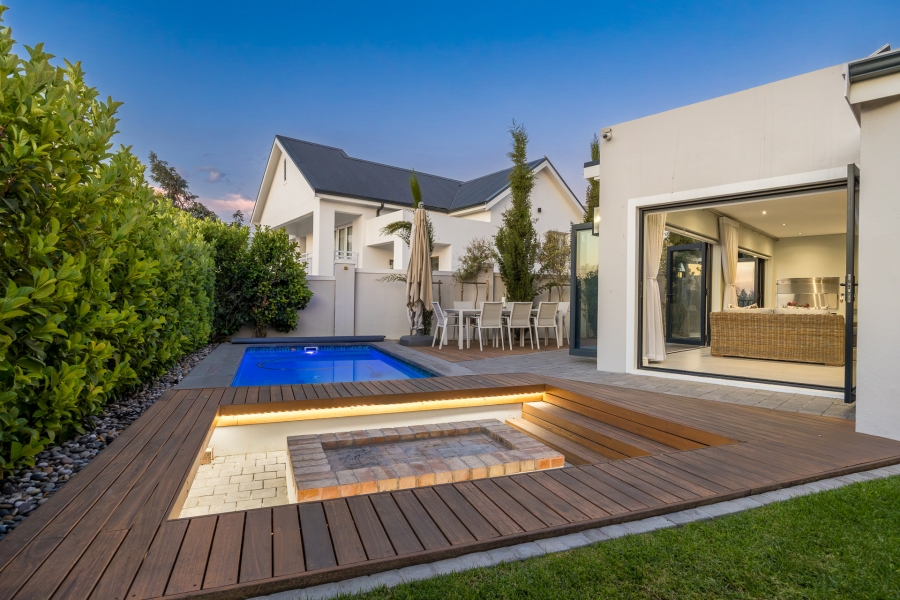 3 Bedroom Property for Sale in Zevendal Western Cape